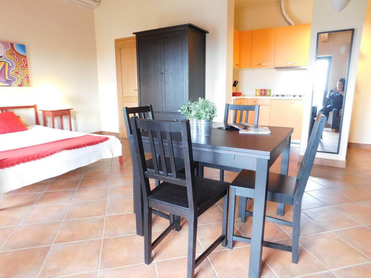 Rovinj'S Flowers Apartments מראה חיצוני תמונה